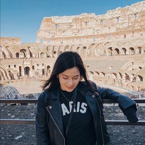 Meet your Posher, Gabi